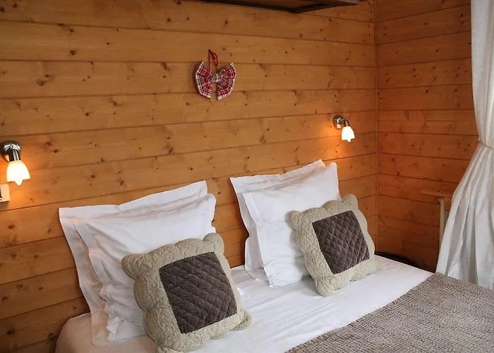 La Chaumiere Hotel 3*