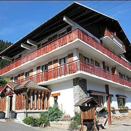 La Chaumiere