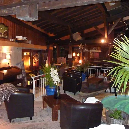 La Chaumiere Hotel